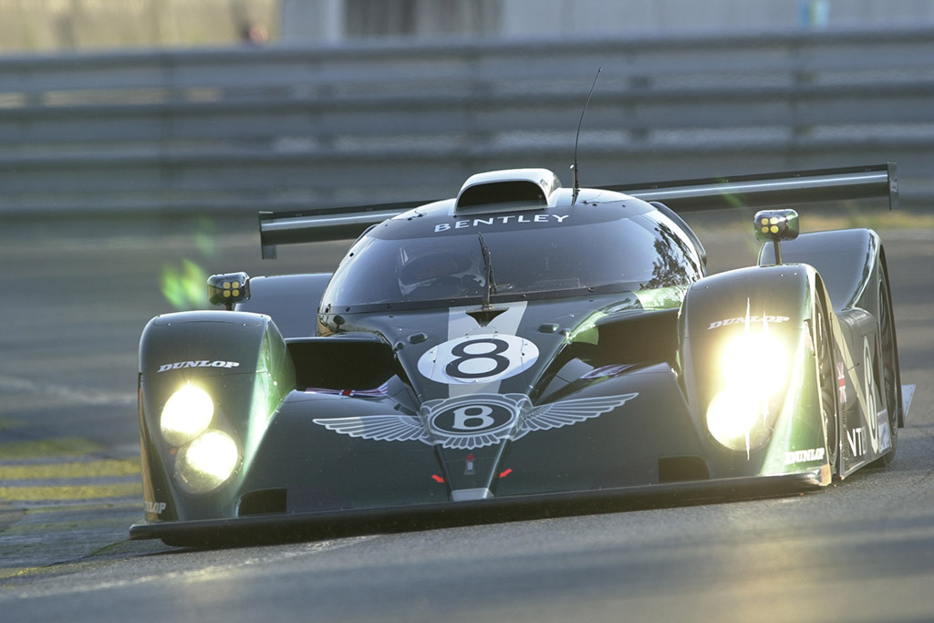Derek Bell was a consultant for Bentley at the 2001 24 Hours of Le Mans.