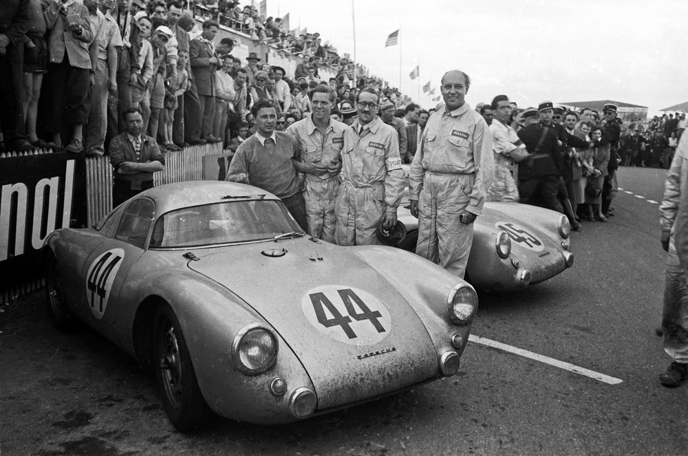 Hans Herrmann et Porsche, une grande histoire d'amour. Ici la 550 utilisée lors de sa toute première participation au Mans.